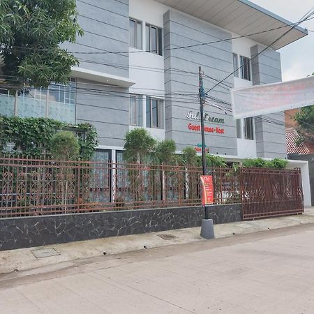 Reddoorz Plus @ Cirebon City Center Esterno foto